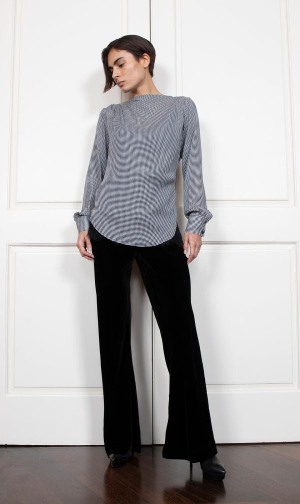 Upwardurus.shop21f1dbf61d 2